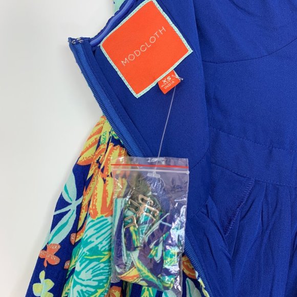 NWOT Modcloth Guest Welcome Convertible Dress - Picture 10 of 13